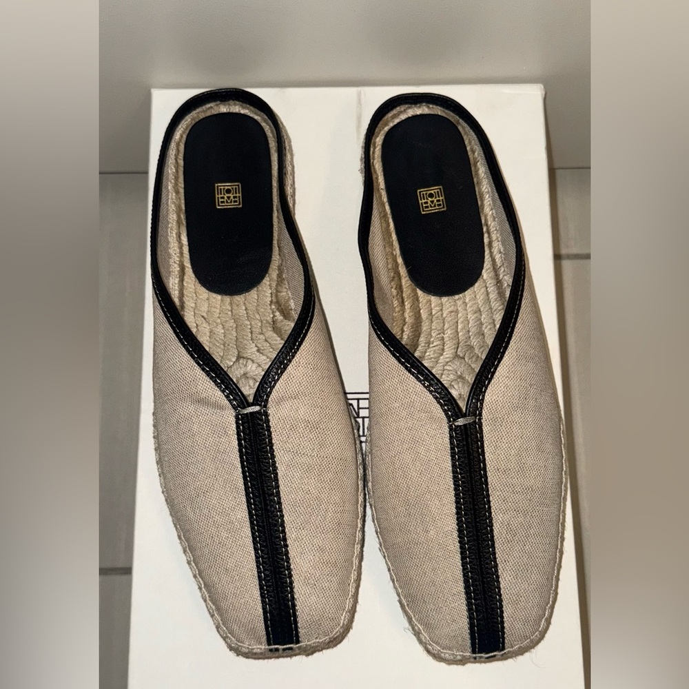 Toteme Canvas Espadrilles Slippers, 39, Beige Black